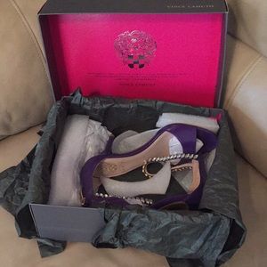 VINCE CAMUTO Ladies shoes